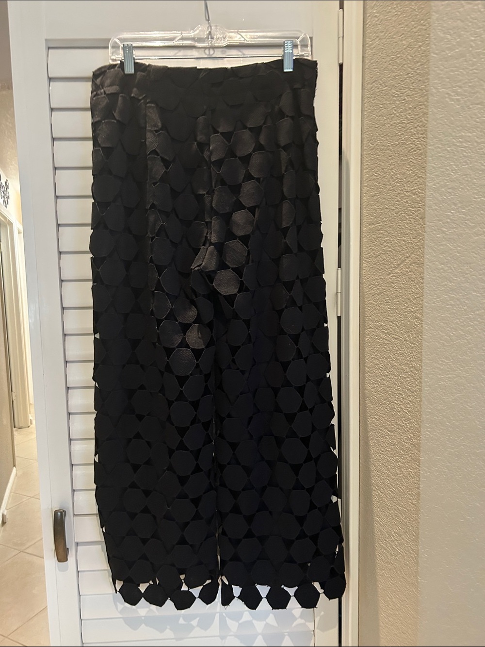 STYLEWE Black Textured Wide-Leg Pants